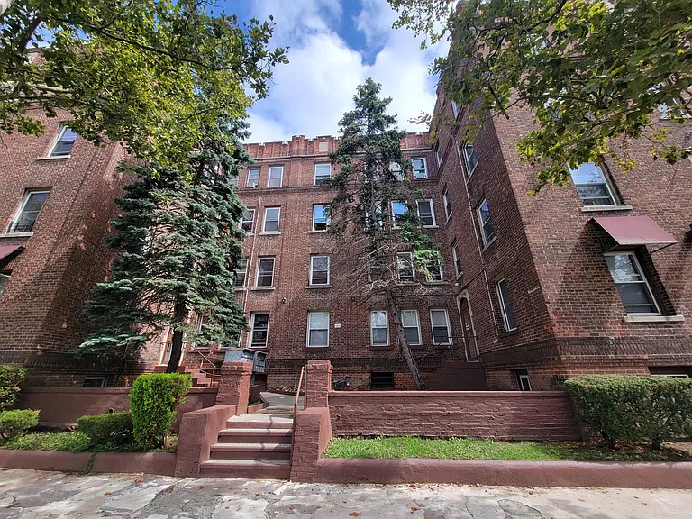 701 Howard Ave #42 — Photo 16