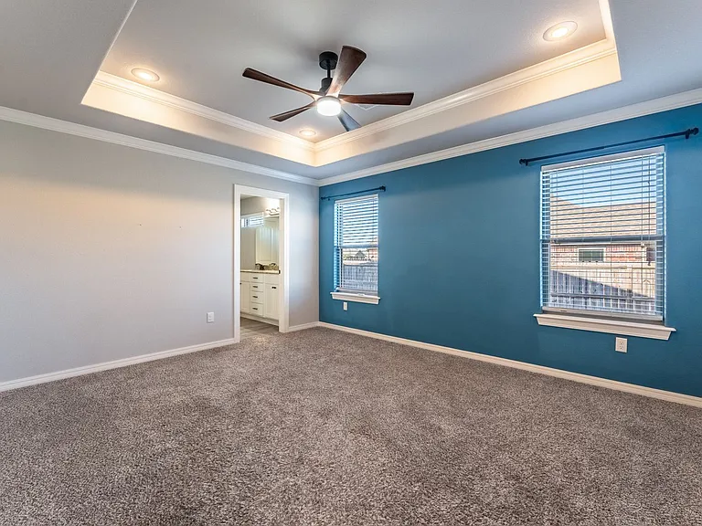 200 Genoa Way — Photo 12