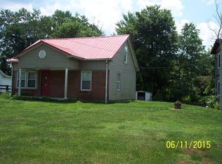 277 W Railroad St, Stanton, KY 40380