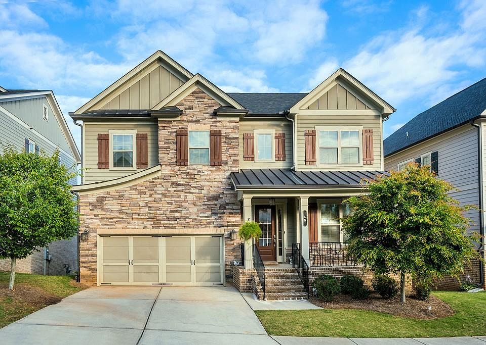 1st image of 69 Marietta Walk Trce