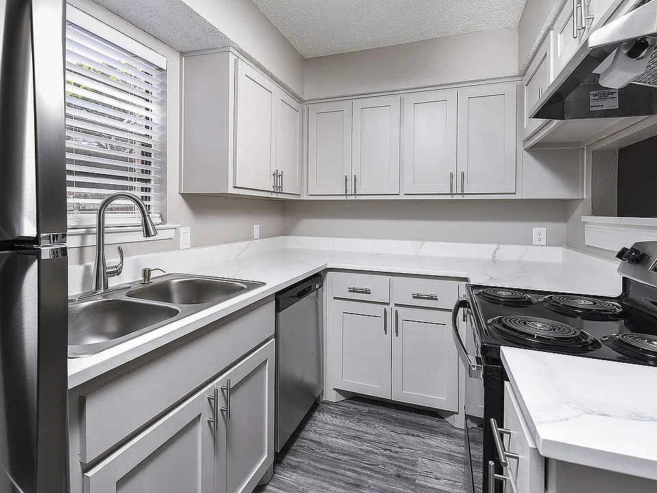 Country Crest Townhomes