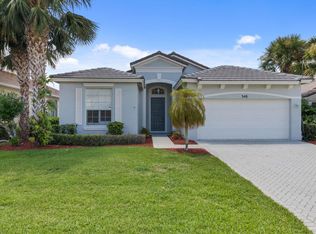348 SW Lake Forest Way, Port Saint Lucie, FL 34986