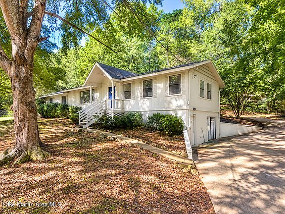 2nd image of 206 Brookside Dr