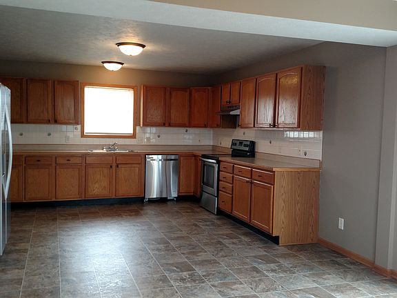 2nd image of 930 Gunners Ct