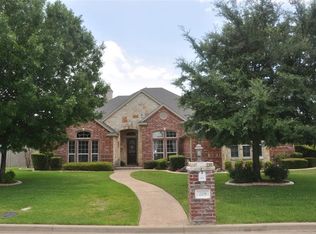 208 Daybreak Way, Mc Gregor, TX 76657