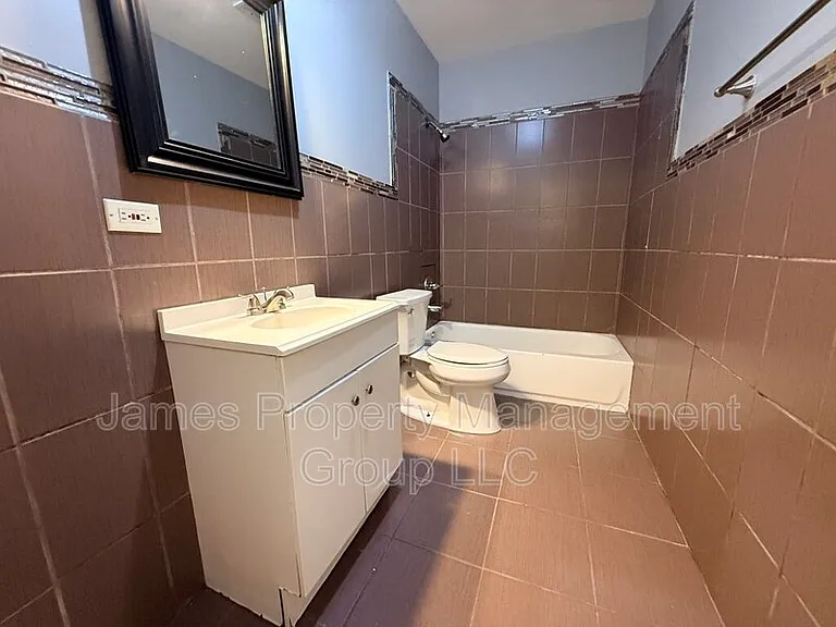 2213 W Washington Blvd #1F — Photo 6
