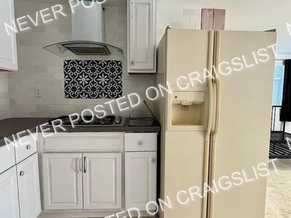 20441 Moberly Pl, Winnetka, CA 91306