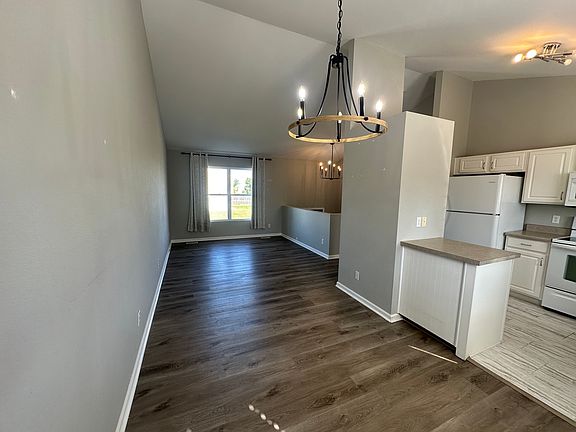 3rd image of 8208 S 161st Ave
