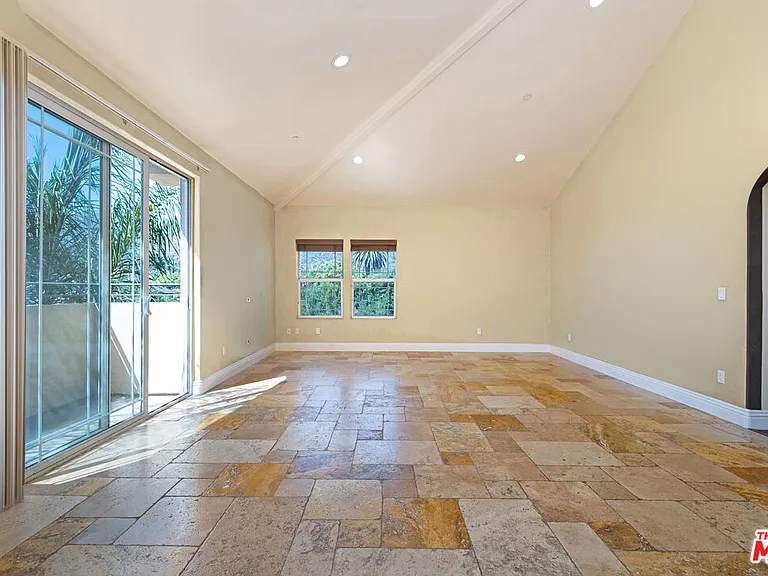650 E Palm Ave #302 — Photo 12
