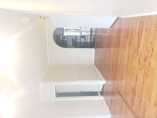 Rented by Roz Khan, LREB | media 1
