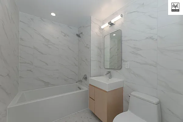 Rented by New York Residence | media 50