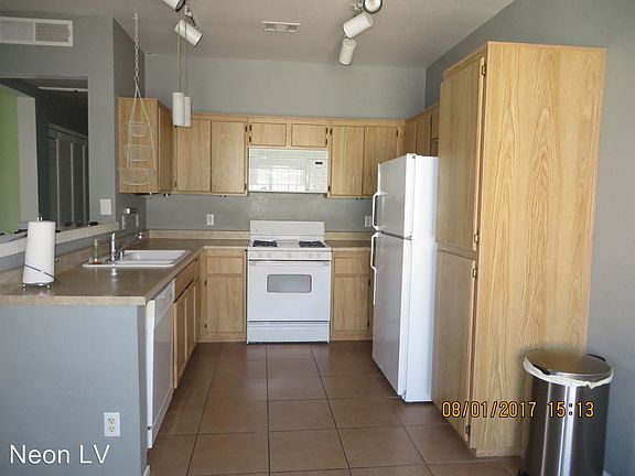 2nd image of 251 S Green Valley Pkwy Unit 5321