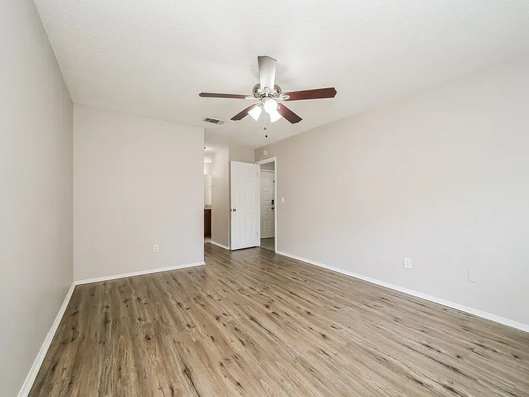 593 Benjamin Harrison St — Photo 10