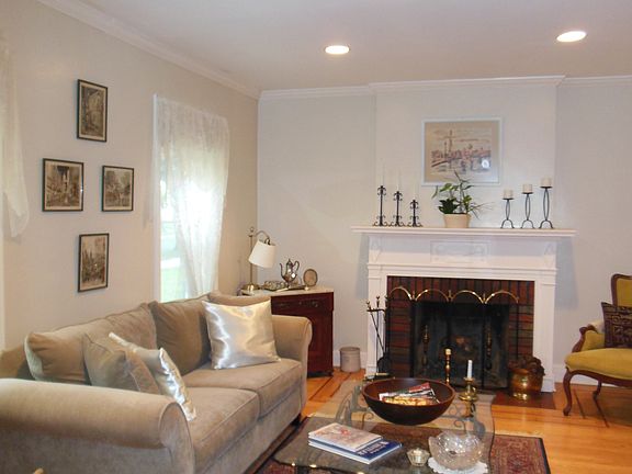 3rd image of 65 Oakwood St