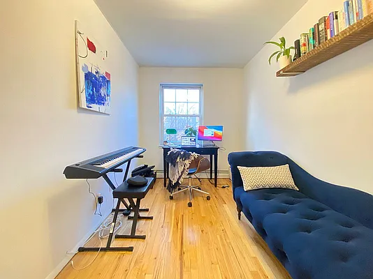 Rented by Dream Space Realty | media 21