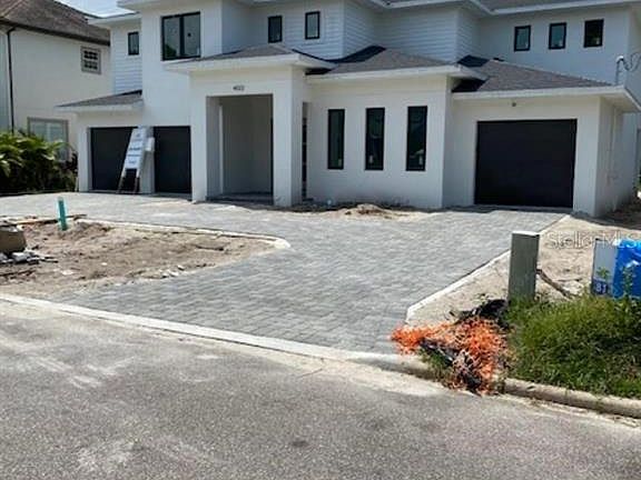 2nd image of 4022 W Vasconia St