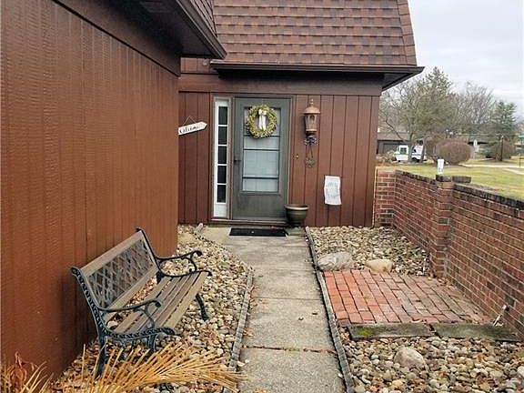 3rd image of 19222 Heather Ln #5-C-7