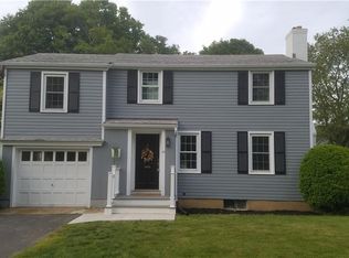 27 Pennywise Ln, Old Saybrook, CT 06475