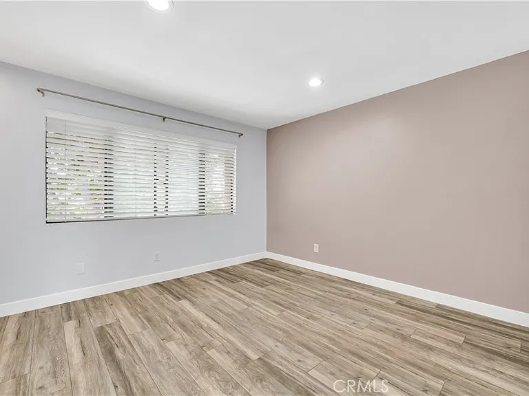 7137 Shoup Ave #16 — Photo 8