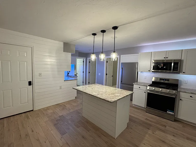 256 Woonasquatucket Ave #3 — Photo 3