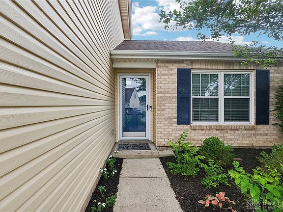 3rd image of 4307 Dobbin Cir