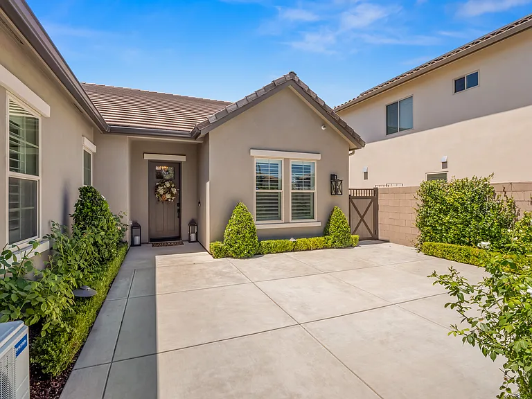 11865 N Ridgeway Dr — Photo 53