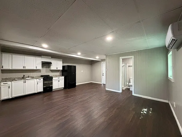 255 PR-4350 - 1 — Photo 1