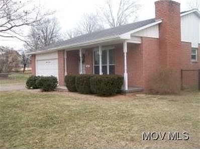 4th image of 1913 35th St