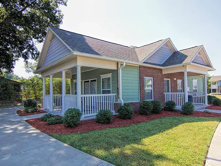 Hanover Ridge Apartments — Photo 10