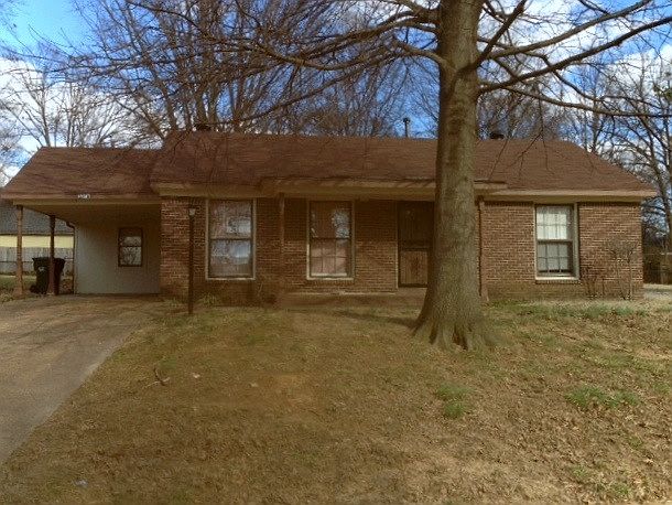 2nd image of 3338 Stella St