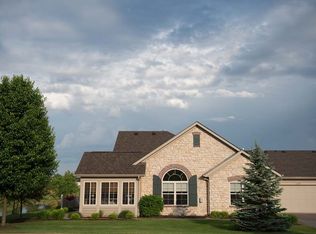 1707 Summit Reserve Dr, Fort Wayne, IN 46814