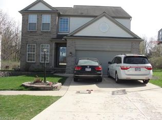 182 Windham Ct, Broadview Heights, OH 44147