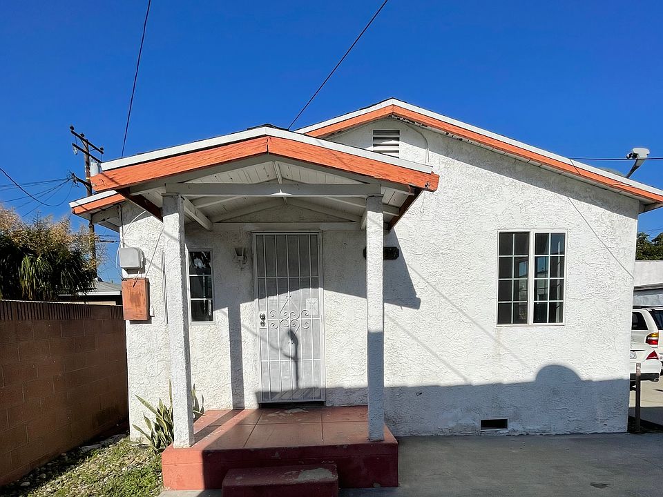 1st image of 3565 1/2 E 53rd St