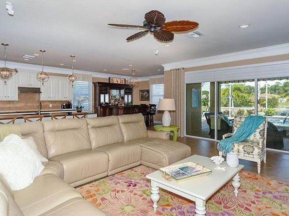 3rd image of 6138 Belina Ct