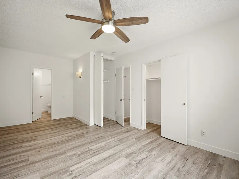 1416 Amherst Ave #6 — Photo 21