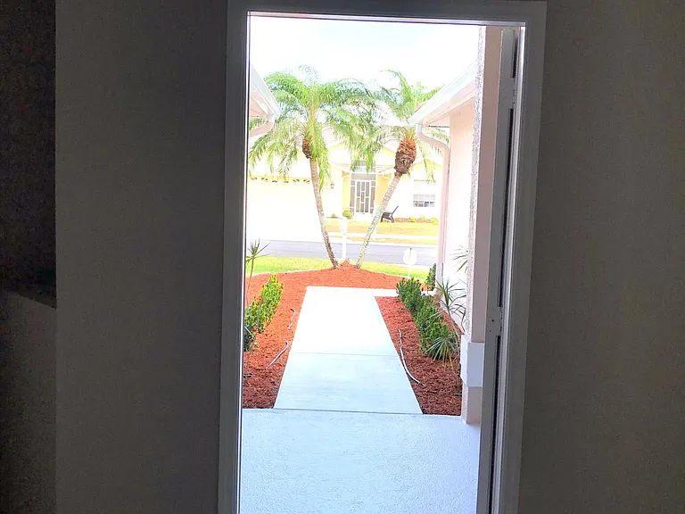 8223 Breton Cir — Photo 3