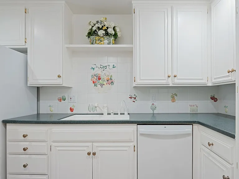 1024 Fairway Rd — Photo 11