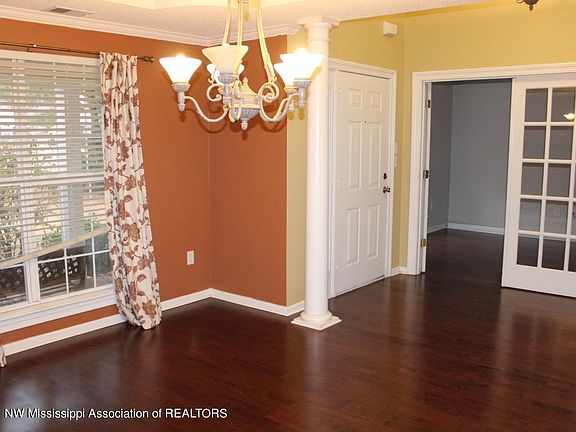 2nd image of 10430 Lazy Creek Dr