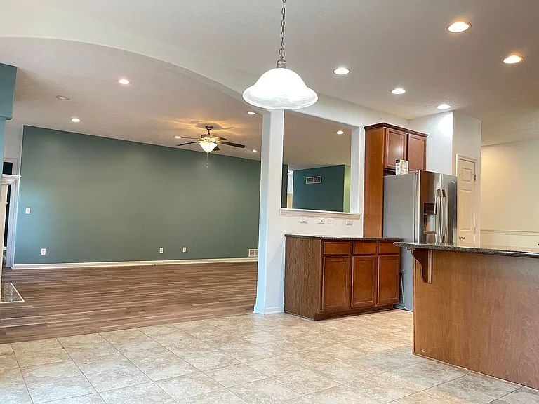 4309 N 175th Ave — Photo 52