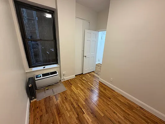 Bedroom, photo 4