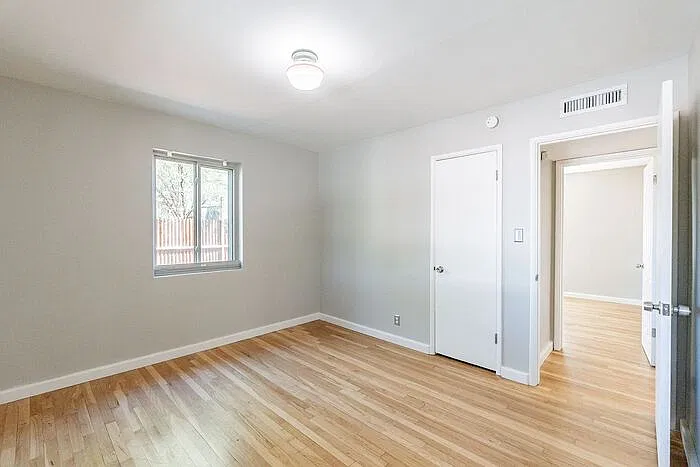 102 North Ave — Photo 16