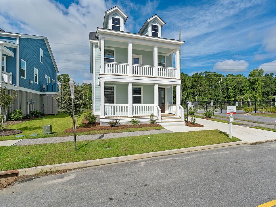 1st image of 2092 Blue Bayou Blvd