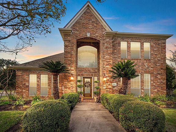 2nd image of 3118 Winding Shore Ln