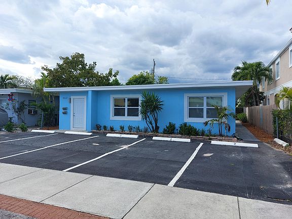 2nd image of 4537 Bougainvilla Dr #2