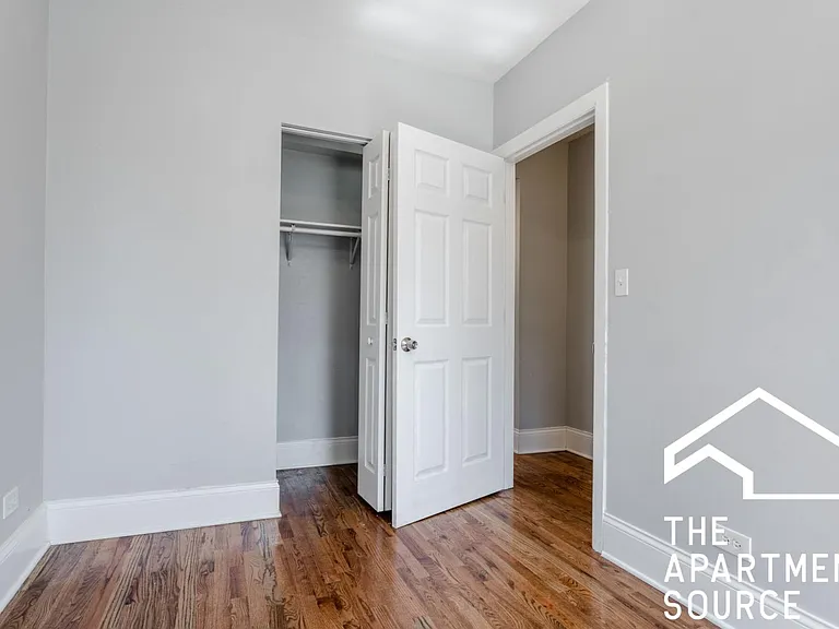 2858 N Central Park Ave #1F — Photo 10