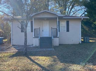 126 Bellvue St, Forest City, NC 28043