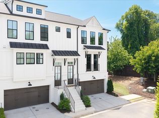 301 Penny Ct, Sandy Springs, GA 30328