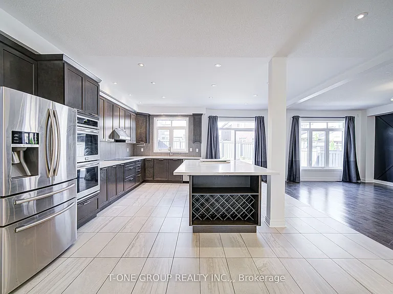 60 Lewis Ave — Photo 14