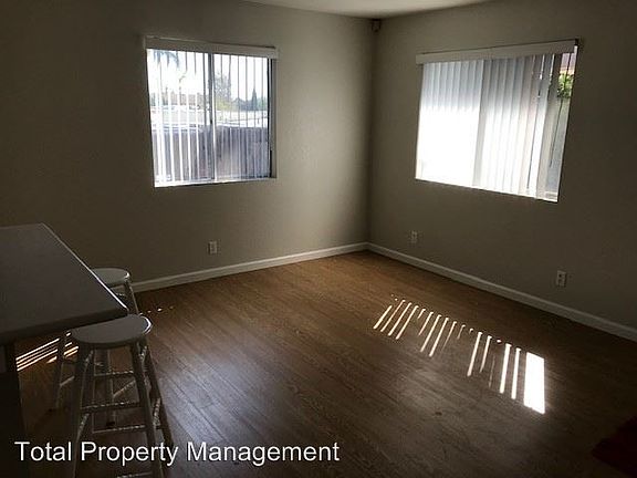 5th image of 3553 Bancroft St