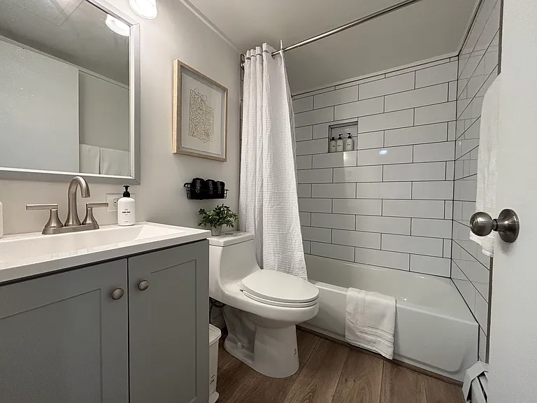 1482 Empire Ave #M3 — Photo 7